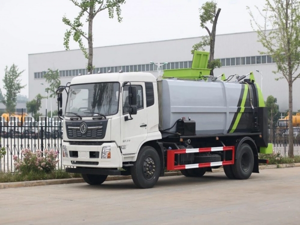 國(guó)六【10立方】東風(fēng)天錦餐廚垃圾車